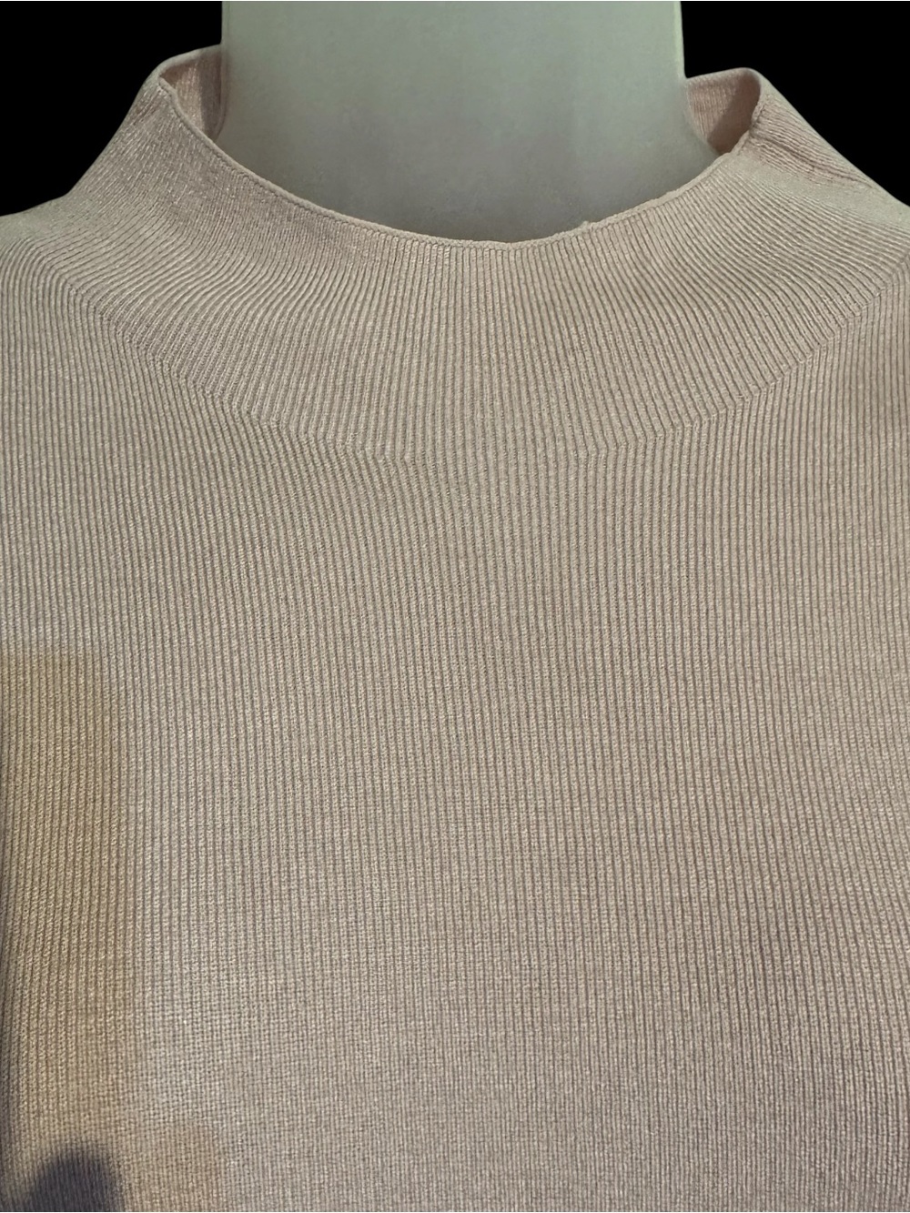 Ann Taylor Plus Dusty Pink Sleeveless Mock Neck Sweater - PLUS: 2X #11 - Picture 2 of 6
